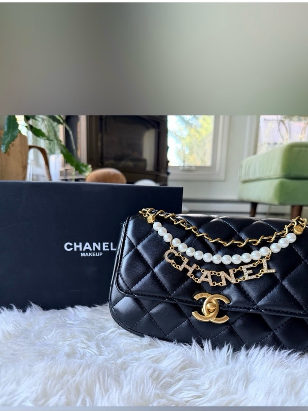 New Novelty CC Black Quilted Pearl —Accent Crossbody Bag GWP / VIP